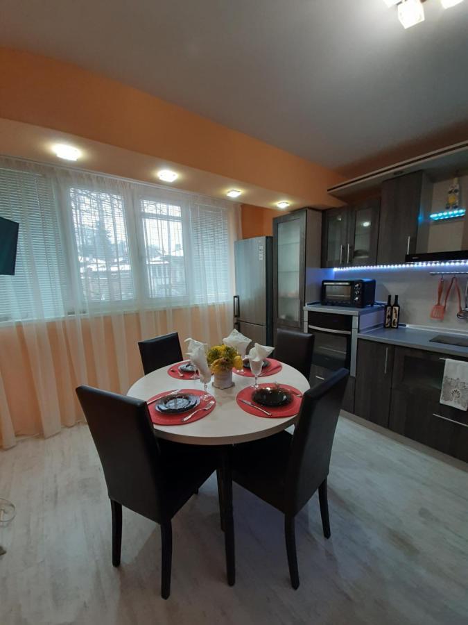 Luny Apartment Ruse Exterior photo