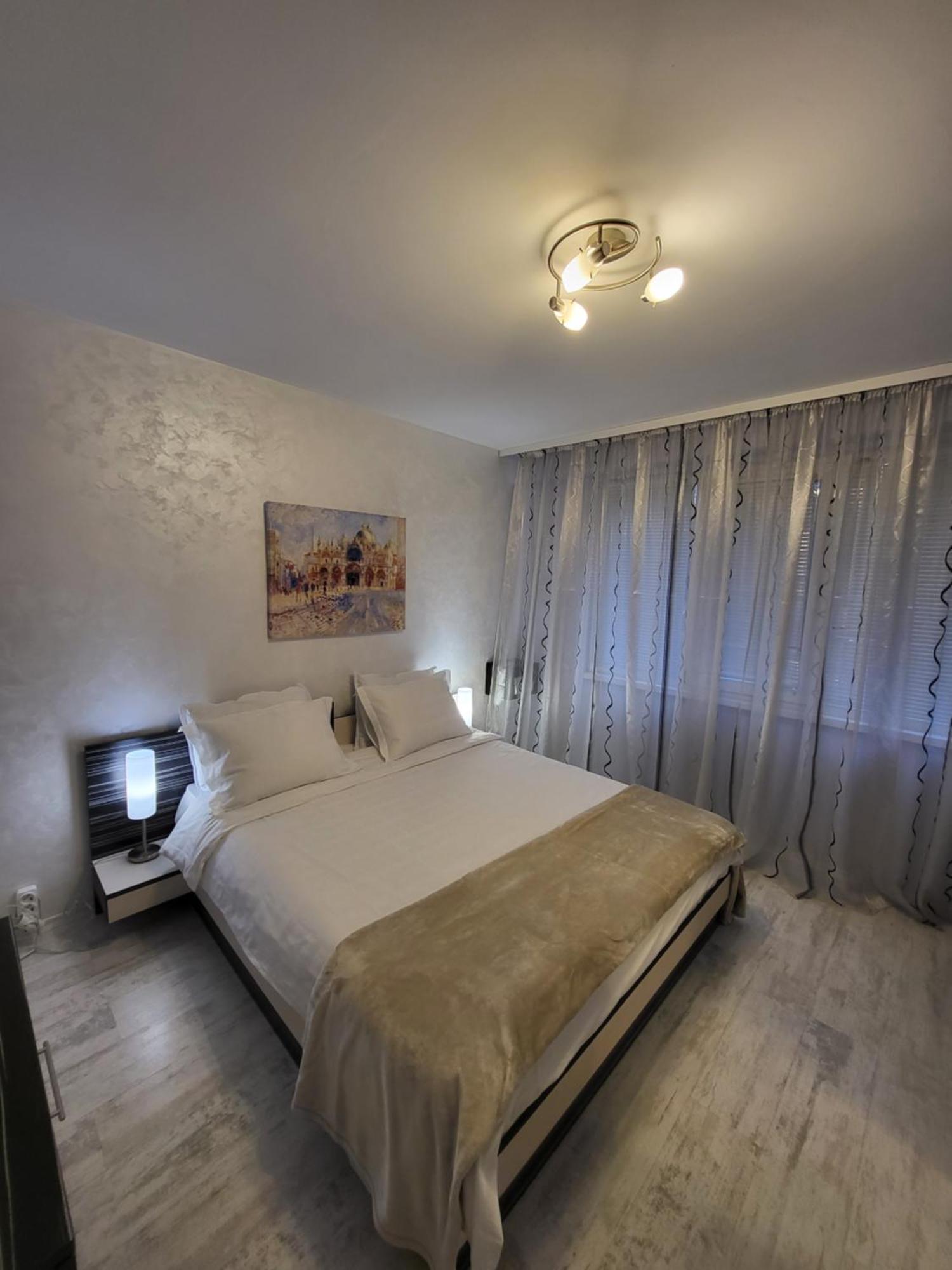 Luny Apartment Ruse Exterior photo